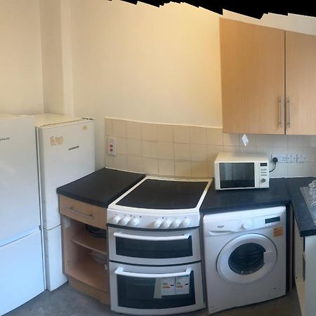 לונדון One Bedroom Apartment In Tower Bridge Road מראה חיצוני תמונה