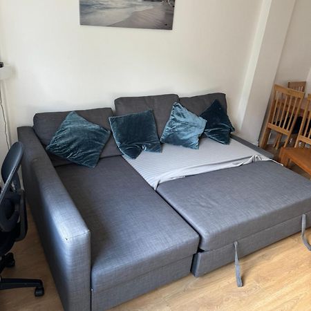 לונדון One Bedroom Apartment In Tower Bridge Road מראה חיצוני תמונה