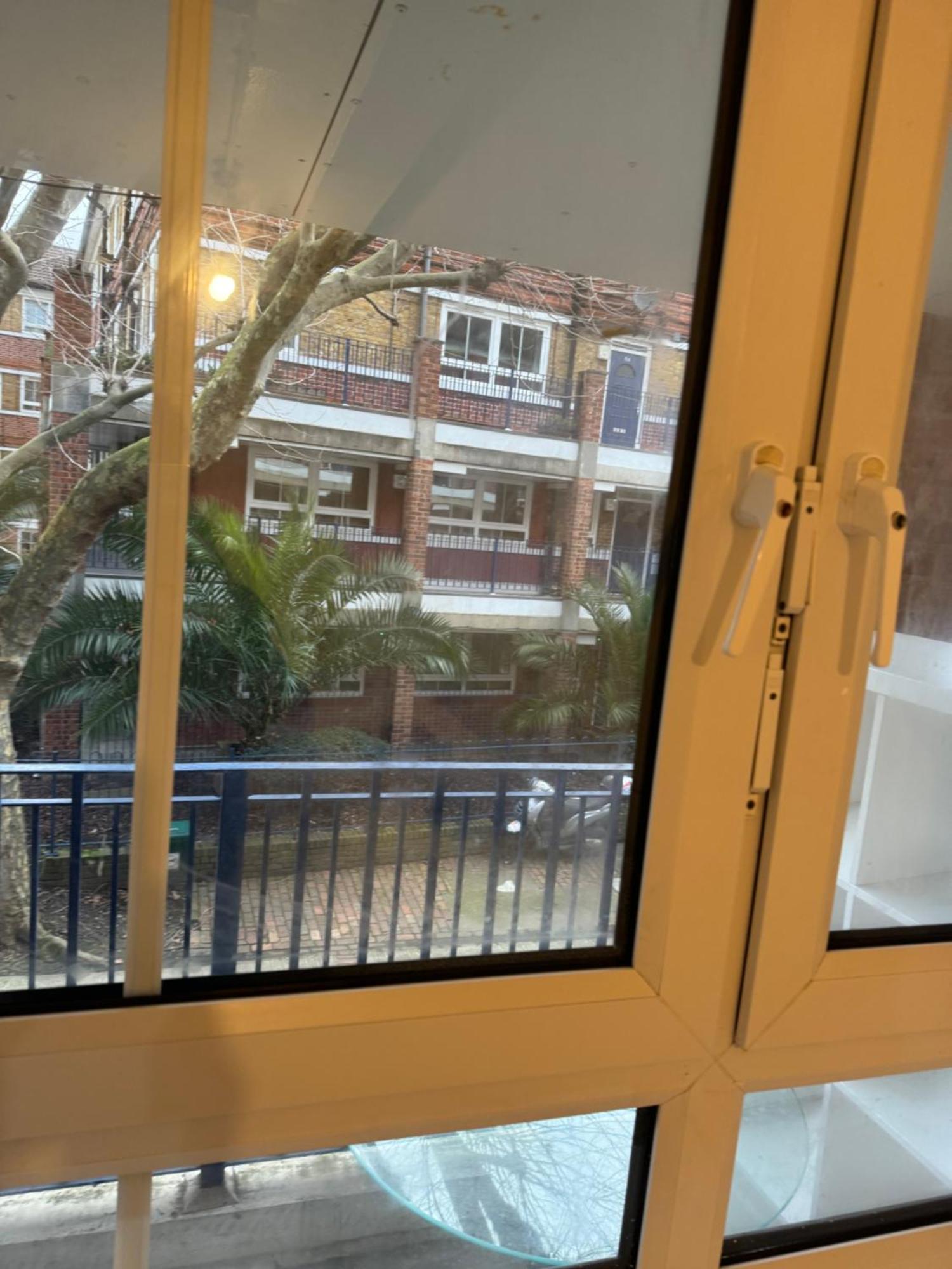 לונדון One Bedroom Apartment In Tower Bridge Road מראה חיצוני תמונה