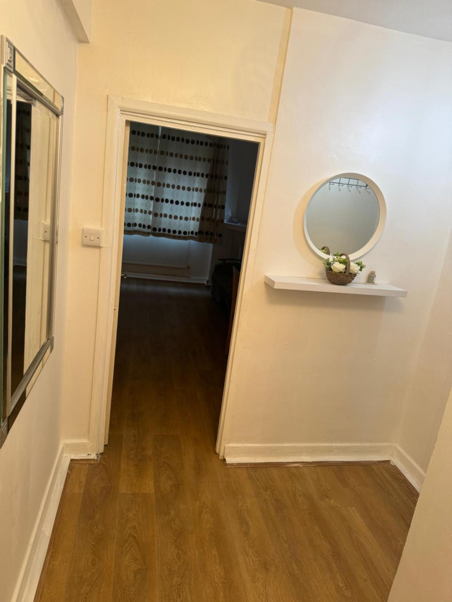 לונדון One Bedroom Apartment In Tower Bridge Road מראה חיצוני תמונה